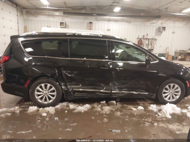 2019 CHRYSLER PACIFICA 2C4RC1BG7KR554563 Photo 5