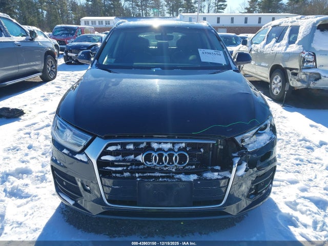 WA1ECCFS5HR011844 Audi Q3 2.0t Premium