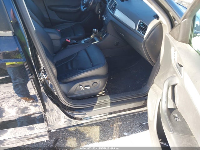 2017 AUDI Q3 WA1ECCFS5HR011844 Photo 4