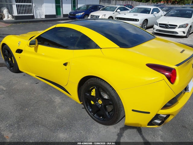 2010 FERRARI CALIFORNIA ZFF65LJA2A0171436 Photo 2