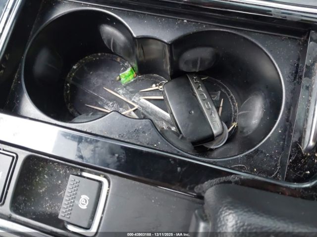 2019 JAGUAR F-PACE SADCJ2FX1KA399562 Photo 10