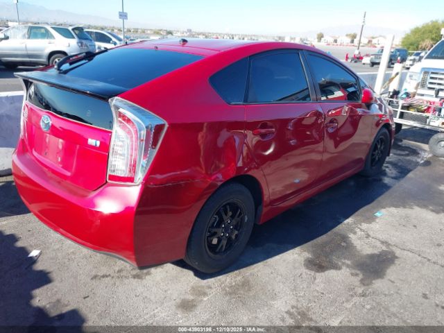 2014 TOYOTA PRIUS JTDKN3DU1E1812384 Photo 3