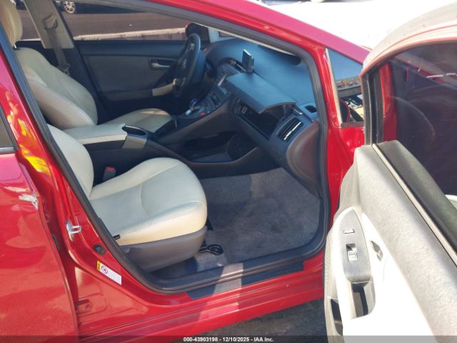 2014 TOYOTA PRIUS JTDKN3DU1E1812384 Photo 4