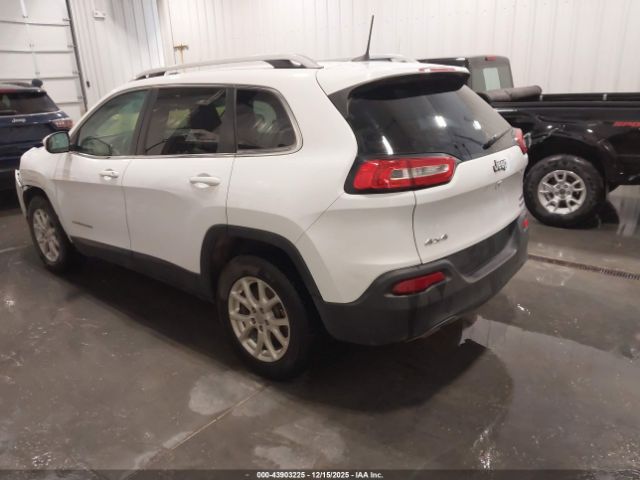 2017 JEEP CHEROKEE 1C4PJMCB2HW614508 Photo 2