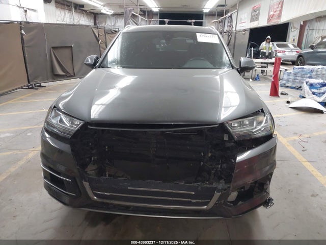 WA1LAAF72KD028327 Audi Q7 55 Premium/55 Se Premium