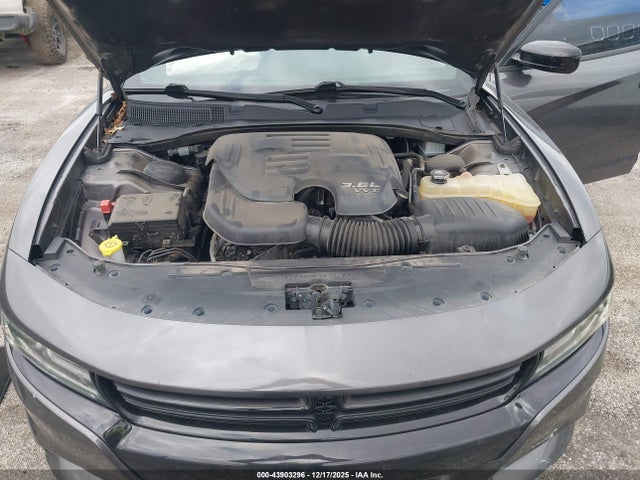 2C3CDXBG6JH210009 Dodge Charger Sxt Rwd