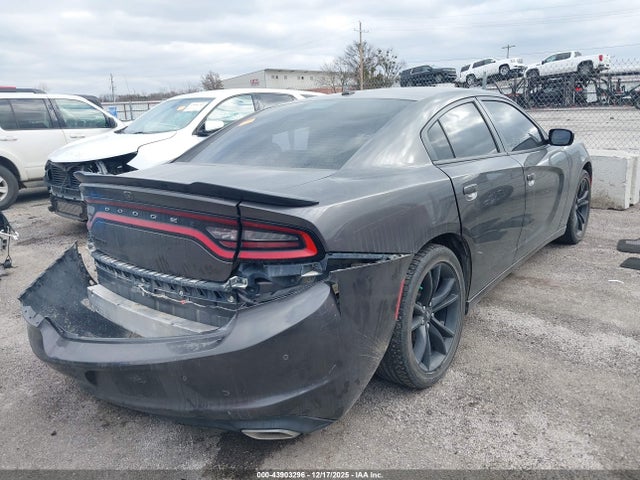 2C3CDXBG6JH210009 Dodge Charger Sxt Rwd