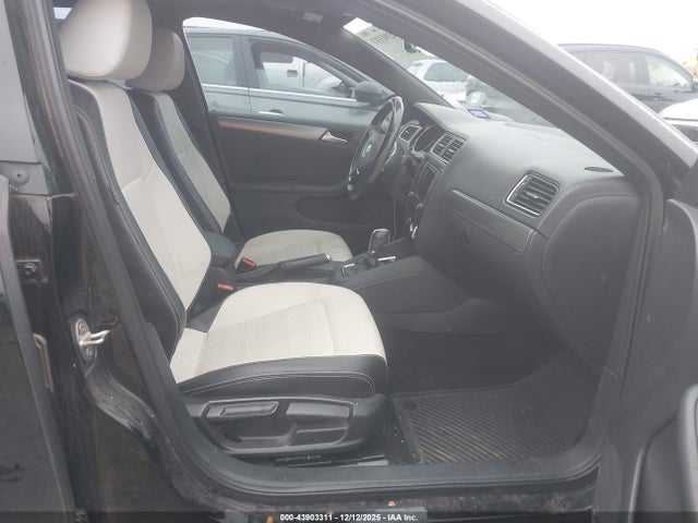 Продажа на аукционе авто 2016 Volkswagen Jetta 1.8t Sport, vin: 3VWD17AJ8GM232445, номер лота: 43903311