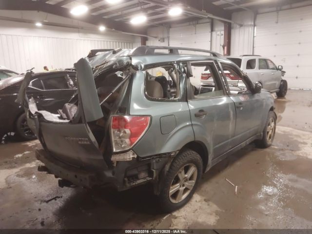 2013 SUBARU FORESTER JF2SHABC8DG446393 Photo 3