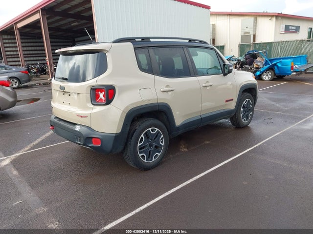 Jeep Renegade Trailhawk 2016 ZACCJBCT6GPD65640 Image 4