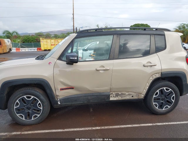 Jeep Renegade Trailhawk 2016 ZACCJBCT6GPD65640 Image 6