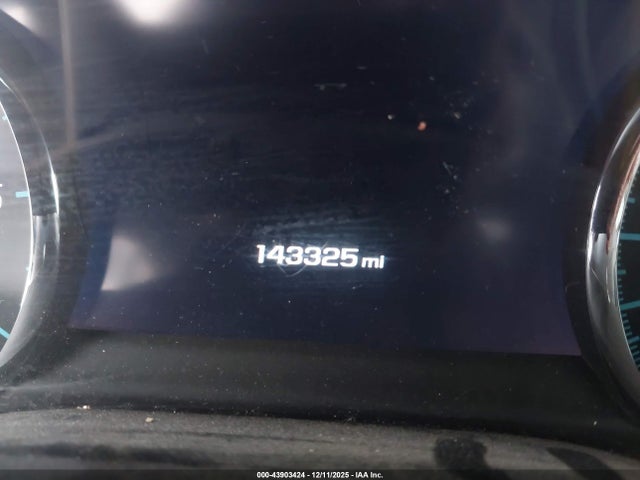 2018 GMC YUKON XL 1GKS1HKJ3JR197676 Photo 6