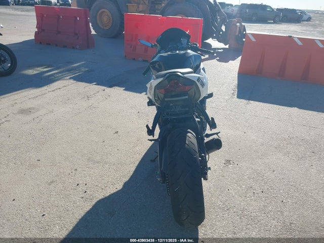2019 KAWASAKI ZX636 JKBZXJH18KA002958 Photo 5
