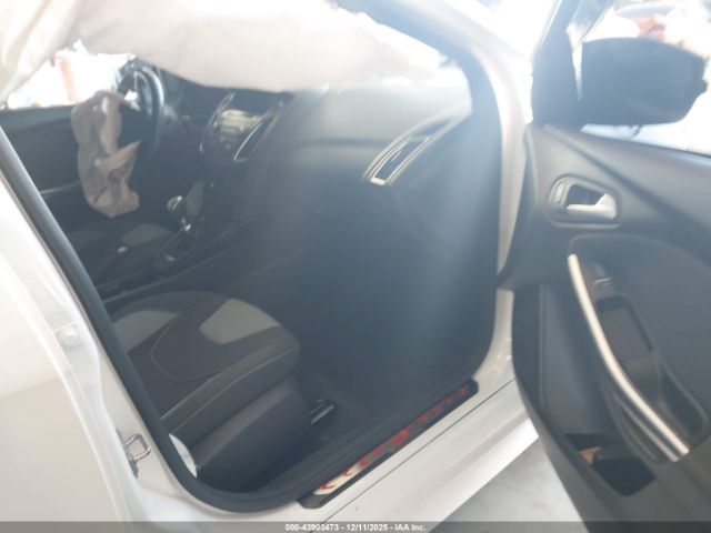 2017 FORD FOCUS ST 1FADP3L96HL294416 Photo 4