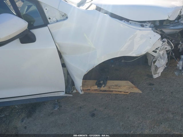 2024 TOYOTA COROLLA 5YFS4MCE4RP217100 Photo 5