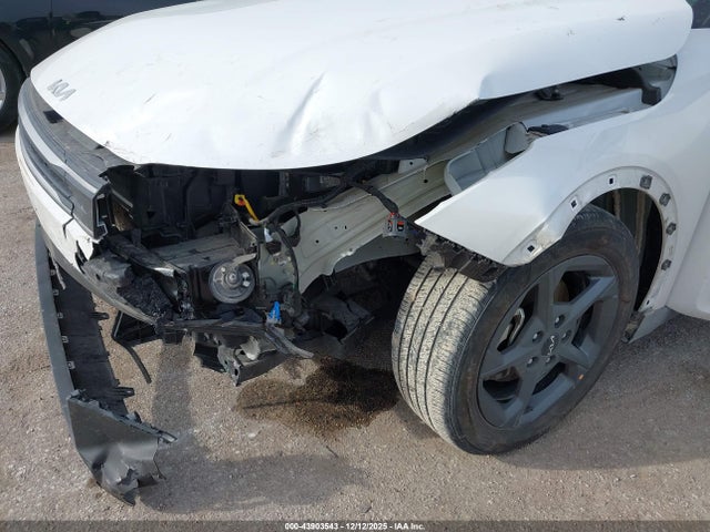 Aukcja sprzedaży 2025 Kia K4 Lxs, vin: 3KPFT4DE0SE020581, numer aukcji: 43903543