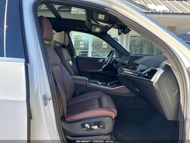 2025 BMW X5 PHEV 5UX43EU09S9Y05668 Photo 4
