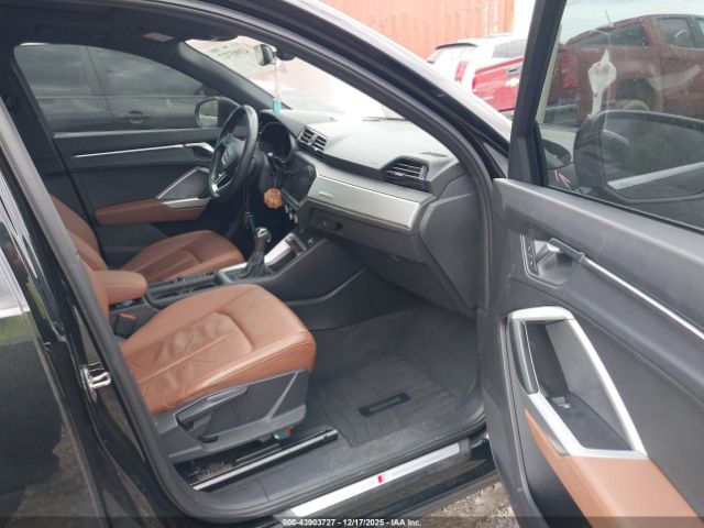 2019 AUDI Q3 WA1DECF32K1086845 Photo 4