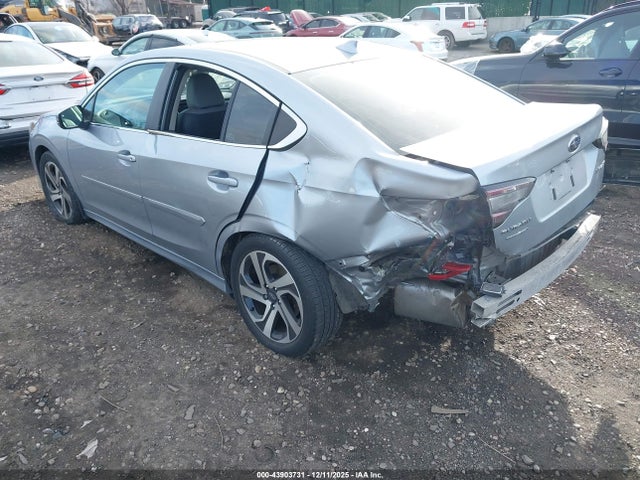 2021 SUBARU LEGACY 4S3BWAN65M3018458 Photo 2