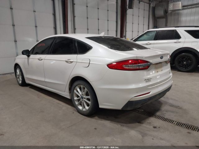 2019 FORD FUSION 3FA6P0HD2KR173718 Photo 2