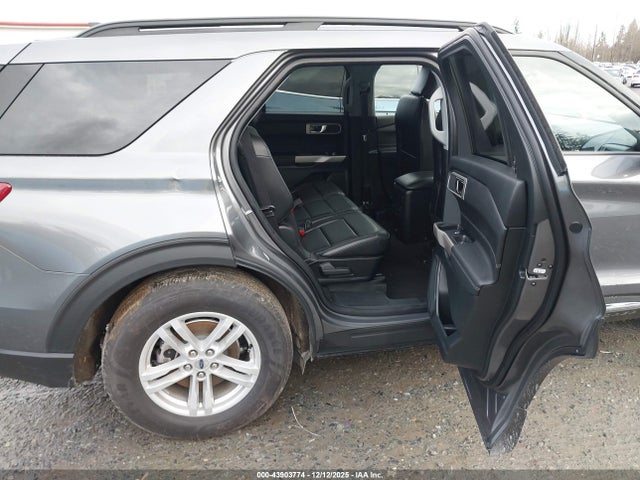 Ford EXPLORER XLT 2024 1FMSK7DH9RGA04656 Image 8