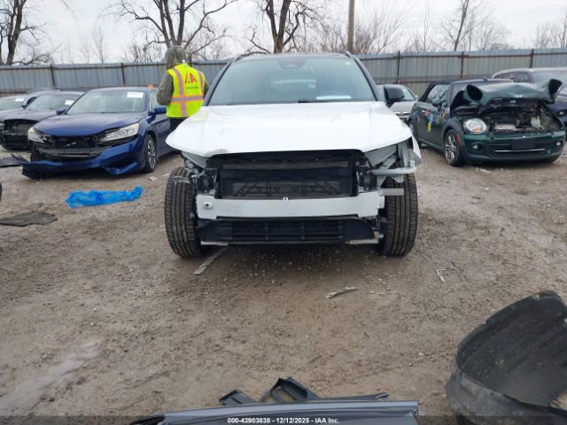 2021 VOLVO XC40 RECHARGE PURE ELECTRIC YV4ED3UR1M2564154 Photo 5