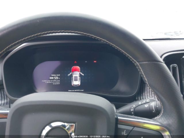 2021 VOLVO XC40 RECHARGE PURE ELECTRIC YV4ED3UR1M2564154 Photo 6