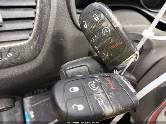 3C4NJDCB9JT341005 Jeep Compass Limited 4x4