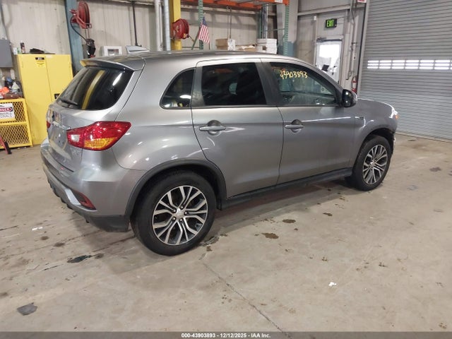 JA4AP3AUXJU024863 Mitsubishi Outlander Sport 2.0 Es/2.0 Le