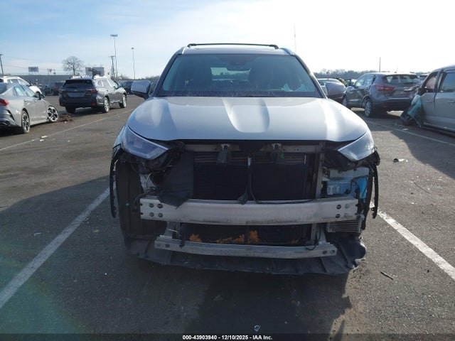 43903940 :رقم المزاد ، 5TDGZRBH9MS077285 vin ، 2021 Toyota Highlander Xle مزاد بيع