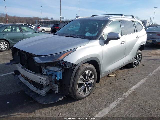 Aukcja sprzedaży 2021 Toyota Highlander Xle, vin: 5TDGZRBH9MS077285, numer aukcji: 43903940