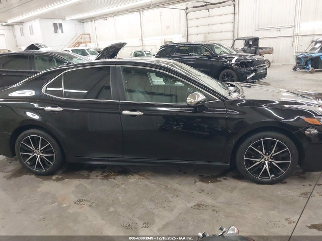 Продаж на аукціоні авто 2021 Toyota Camry Se, vin: 4T1G11AKXMU569109, номер лоту: 43903949