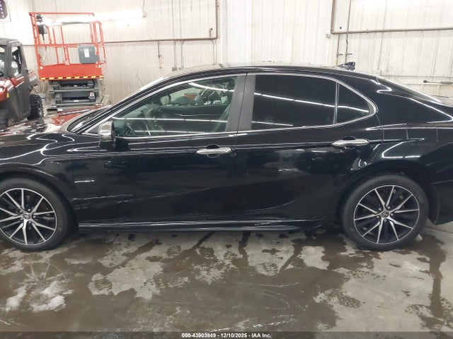 Продаж на аукціоні авто 2021 Toyota Camry Se, vin: 4T1G11AKXMU569109, номер лоту: 43903949