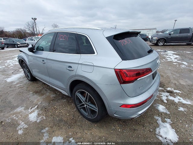2021 AUDI Q5 WA1E2AFY1M2035069 Photo 2