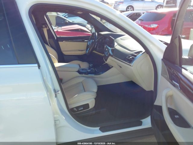 2022 BMW X3 5UX53DP09N9K62661 Photo 4