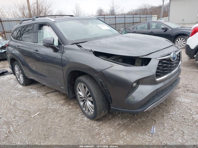 2024 TOYOTA HIGHLANDER HYBRID 5TDEBRCH9RS139561