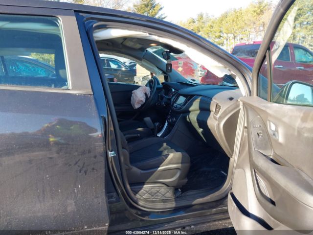 2019 CHEVROLET TRAX 3GNCJNSB9KL285011 Photo 4