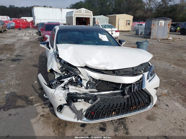 58ADZ1B11NU120266 Lexus ES 350