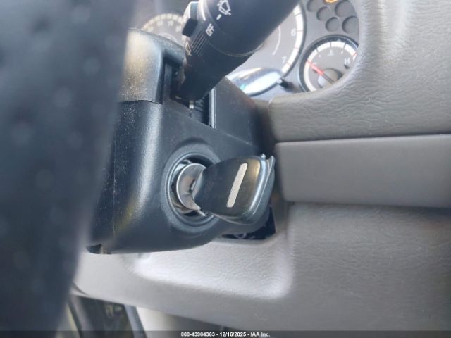 2005 JEEP LIBERTY 1J4GL48K25W534974 Photo 10