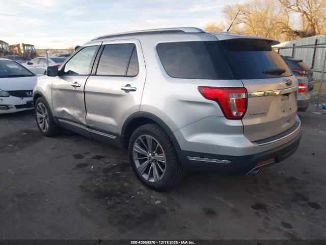 2018 FORD EXPLORER 1FM5K7F87JGA16156 Photo 2