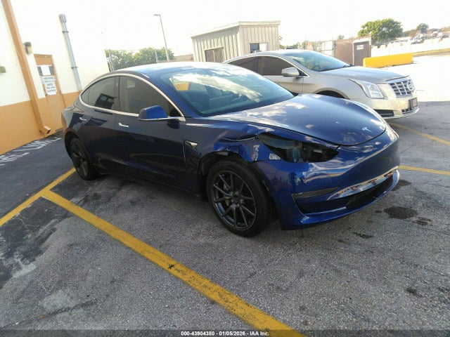 2019 TESLA MODEL 3 5YJ3E1EA3KF485731 Photo 0