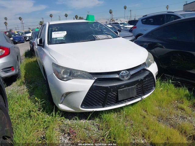 4T1BF1FKXHU294481 Toyota CAMRY SE