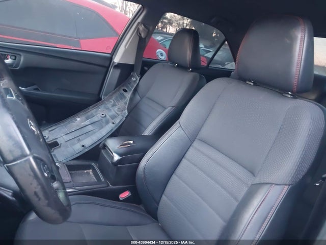 4T1BF1FKXHU294481 Toyota CAMRY SE