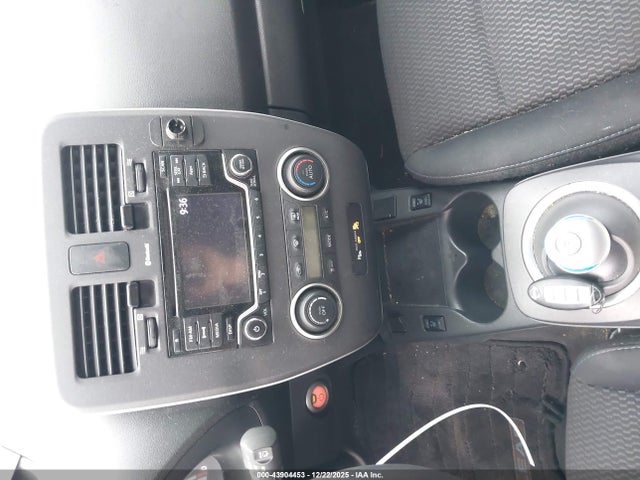 1N4AZ0CP1GC309249 Nissan LEAF S
