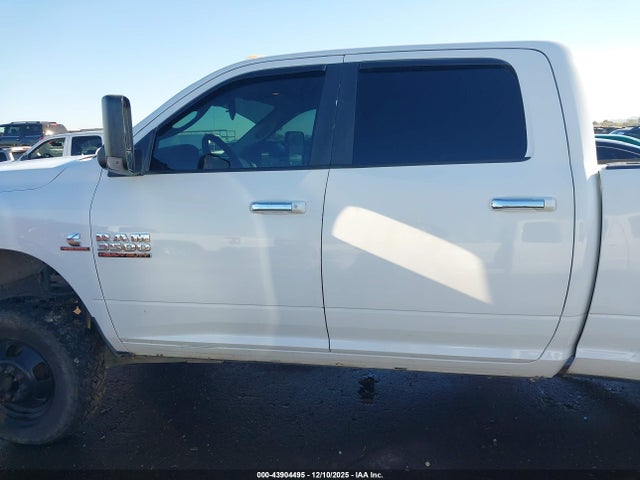 43904495 :رقم المزاد ، 3C63RRHL6JG394498 vin ، 2018 Ram 3500 Slt  4x4 8' Box مزاد بيع