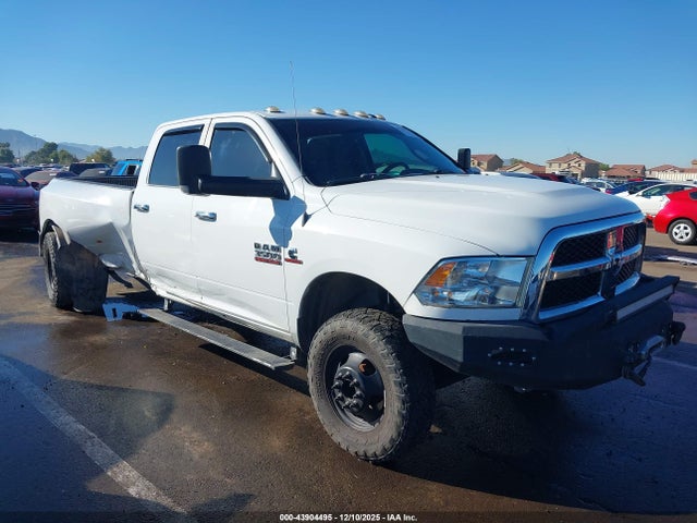43904495 :رقم المزاد ، 3C63RRHL6JG394498 vin ، 2018 Ram 3500 Slt  4x4 8' Box مزاد بيع