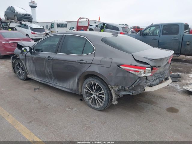 2019 TOYOTA CAMRY 4T1B11HK6KU806336 Photo 2