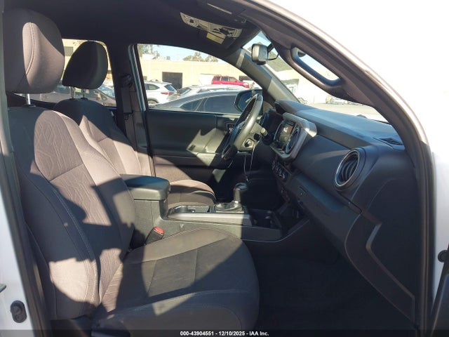 Aukcja sprzedaży 2018 Toyota Tacoma Trd Off Road, vin: 3TMCZ5AN1JM172479, numer aukcji: 43904551