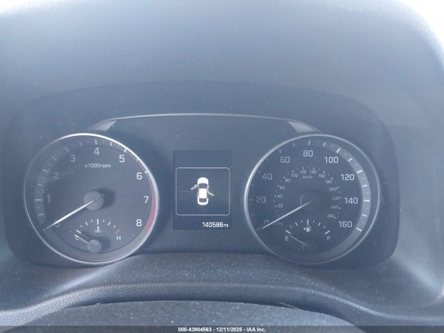 KMHD84LF0JU477826 Hyundai ELANTRA SEL