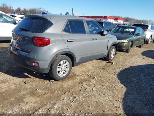 2021 HYUNDAI VENUE KMHRB8A3XMU121038 Photo 3